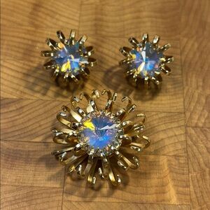 Sarah Cov (Sarah Coventry) clip on earrings and brooch rare vintage set
